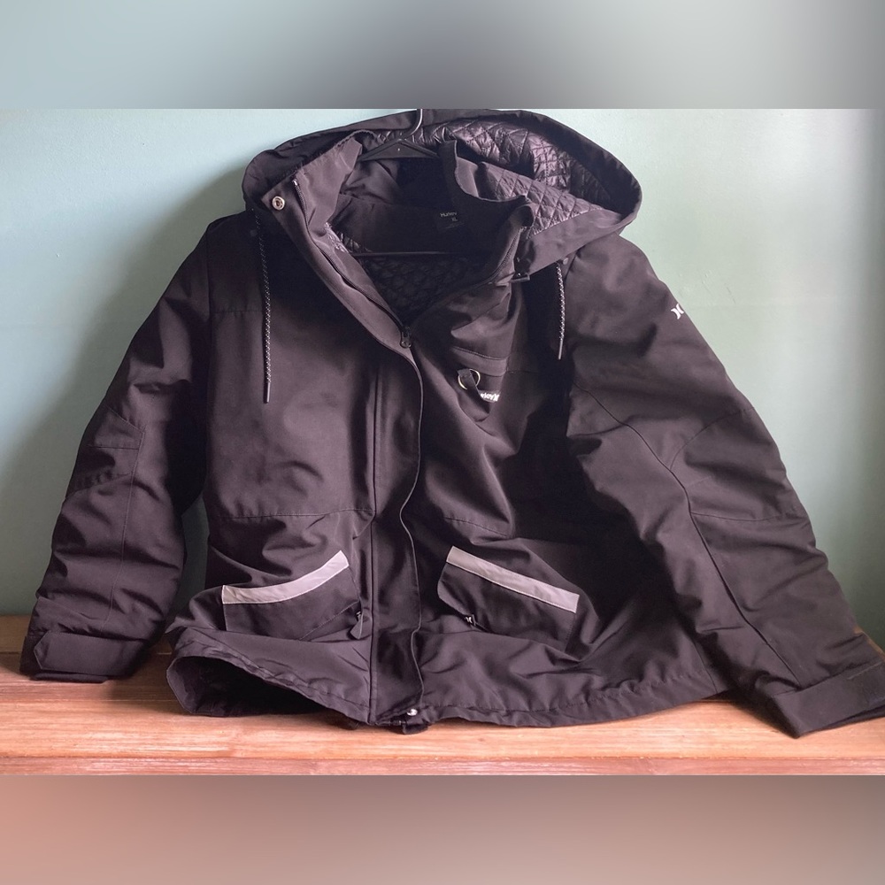 Hurley Women’s Flurry Snow Ski Jacket XL